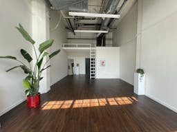 Ground Floor Store Front Multi- Use Retail/ Pop Up Space in Prime DTLA Location - Image 1