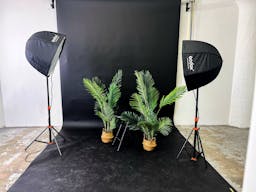 DTLA Multi Set Studio w/ AC, Free Lighting and Laser Beam - Image 4