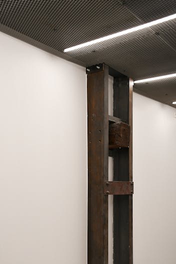 550 SqFt space on rue Saint-Martin (Haut Marais / Montorgueil / Beaubourg / Pompidou) - Image 2