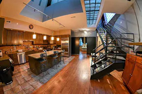 Artsy & Homey Wicker Park Loft - Image 6