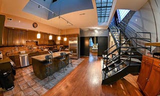 Artsy & Homey Wicker Park Loft - Image 6