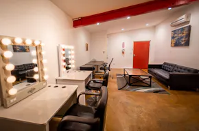 Chic industrial space with a cyc stage - Image 6