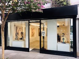 Art Gallery in le Haut Marais - Image 19