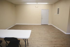Blank slate studio in the Historic District - Image 5