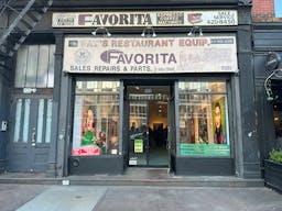 Retail venue on Bowery - Image 5