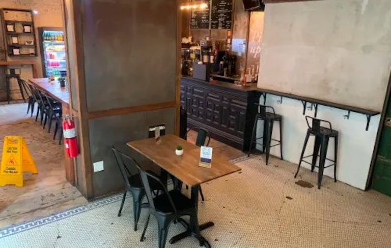 "Chic Coffee Shop ? Ideal for Events & Film Shoots" - Image 3