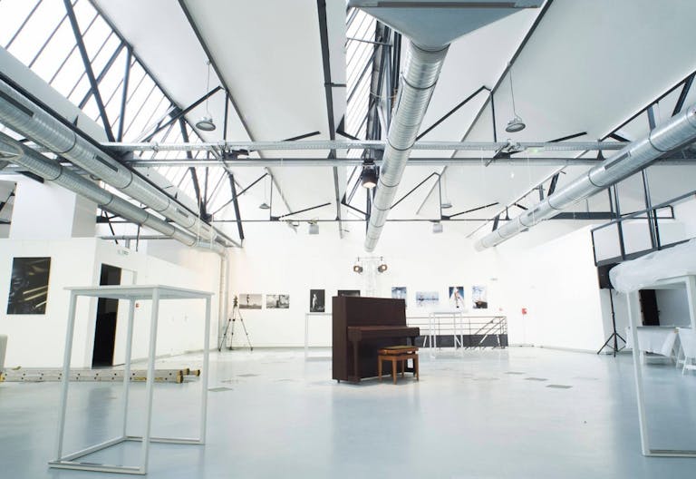 La Verri�re Totale - L'univers d'un loft new-yorkais dans une ancienne usine r�habilit�e - Image 0