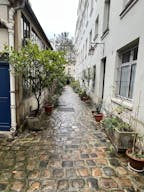 Rue du temple Showroom - Image 6