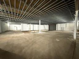 WAREHOUSE POP-UP/ SHORT TERM RENTAL SPACE - Image 5