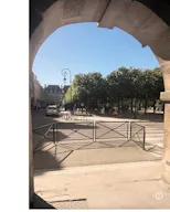 BOUTIQUE MARAIS ICONIC PLACE DES VOSGES - - Image 13