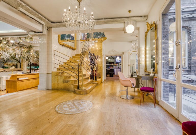 Superb Mansion in the 6th arrondissement of Paris - Image 0