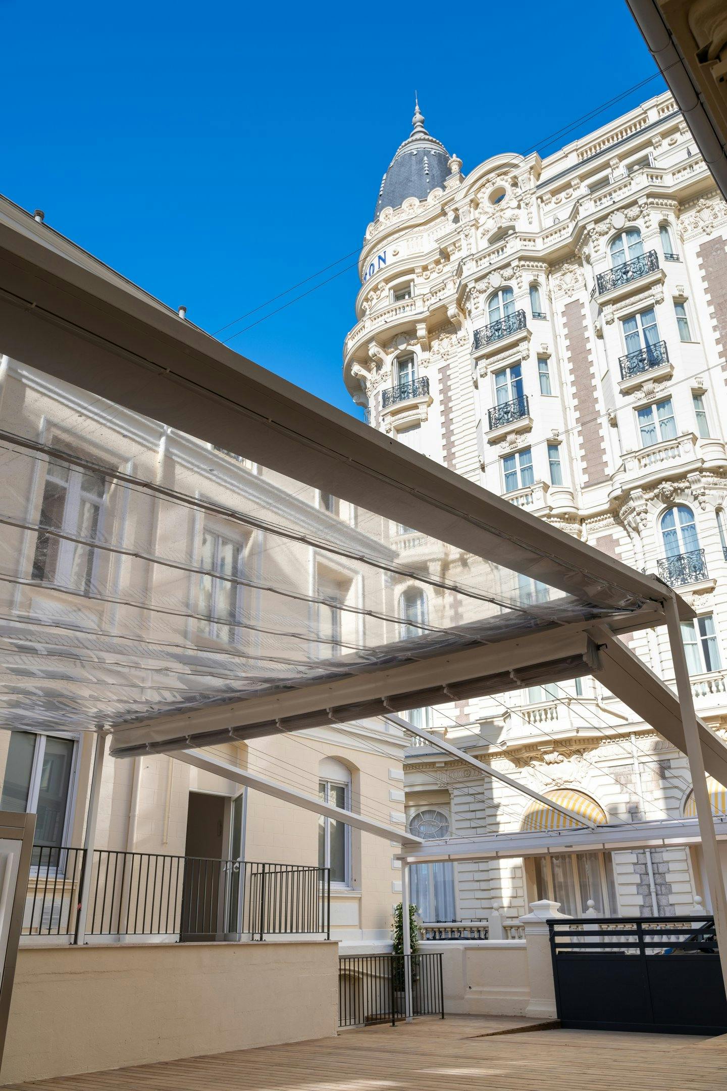 Espace Croisette - Large Commercial Venue in Cannes