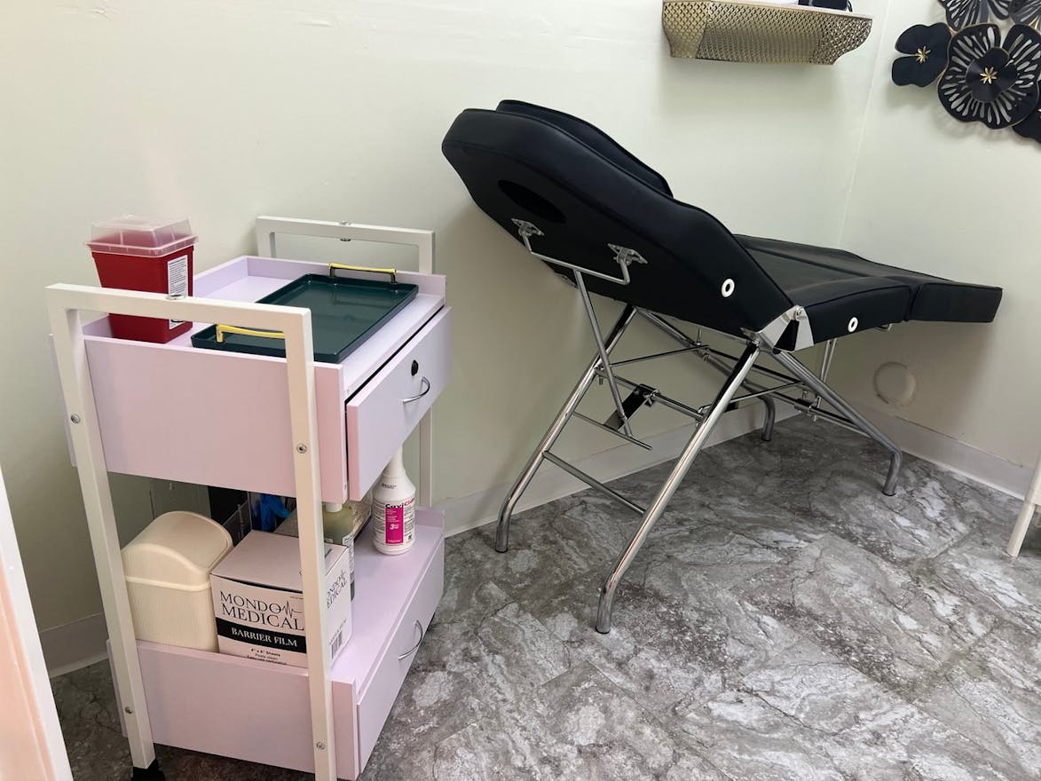 Turnkey Tattoo Studios for rent - be your own boss! - Image 1