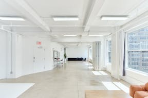 16AB Manhattan Event/Showroom retail rental space  - Image 3
