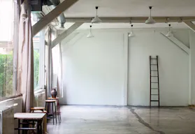Three Historic Parisian Ateliers  - Image 15