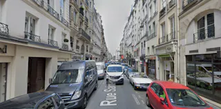 Rue Saint-Honor� Boutique - Image 3