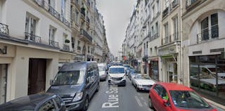 Rue Saint-Honor� Boutique - Image 3