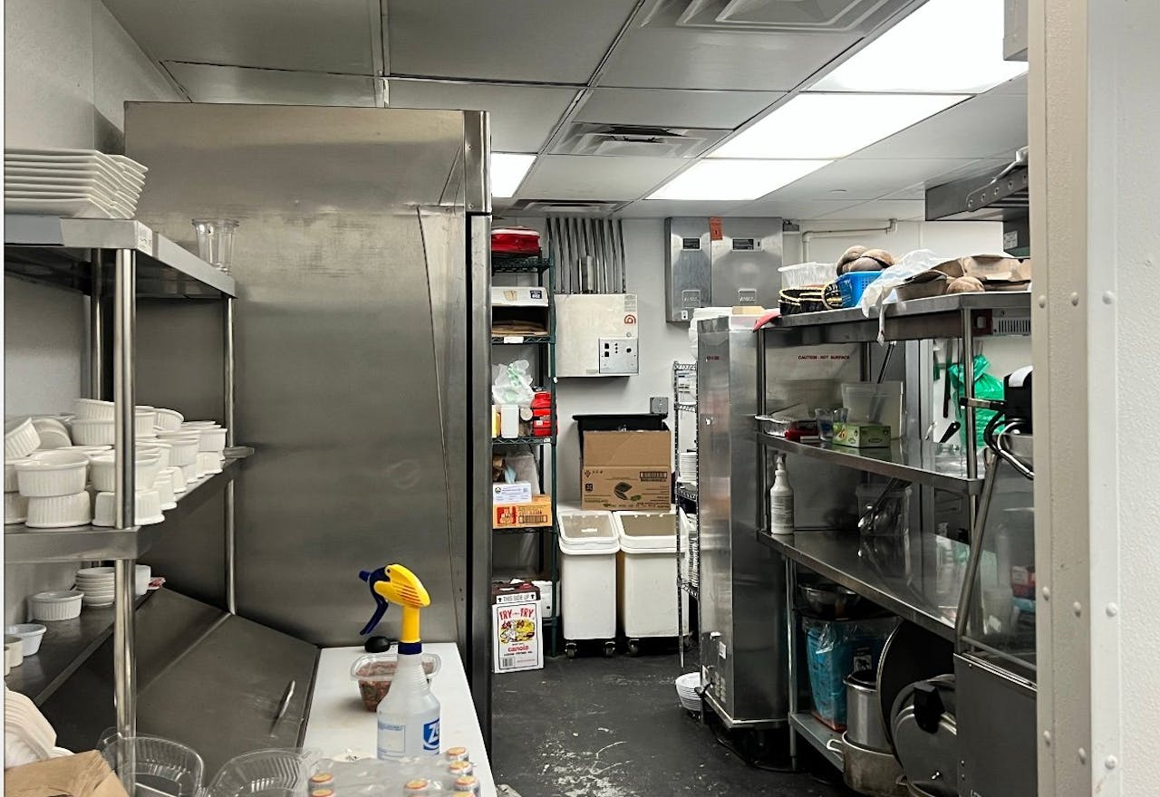 Columbia Heights DC Kitchen Space for Rent Monday to Thursday - Image 1