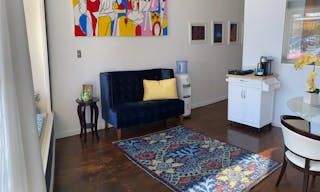 Chic ,Inspiring Meeting Work Space For Rent - Image 2