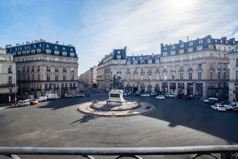 Showroom Place des Victoires Paris - Fashion week and private events - Image 3