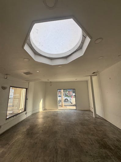 Sunset Courtyard ? Flexible Pop-Up Venue on Iconic Sunset Blvd | West Hollywood - Image 1