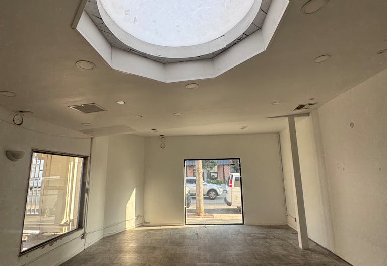 Sunset Courtyard ? Flexible Pop-Up Venue on Iconic Sunset Blvd | West Hollywood - Image 1