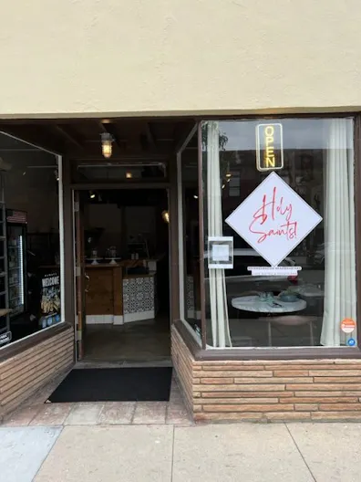 Old Town Pasadena Modern Industrial Eatery & Wine Bar - Image 0