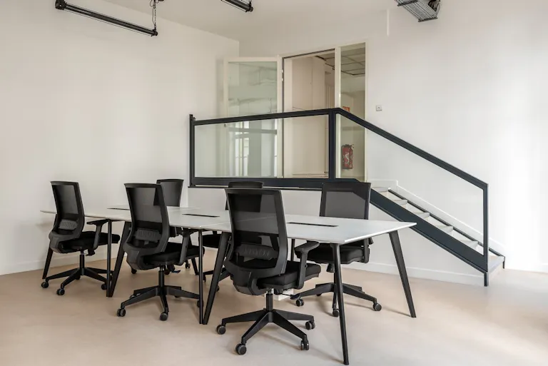 Super bureau en prestation de services - dans le 9�me arrondissement de Paris - Image 0