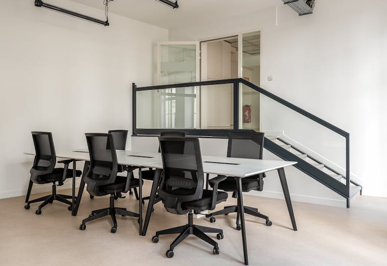 Super bureau en prestation de services - dans le 9�me arrondissement de Paris - Image 0