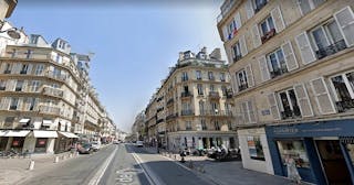 Corner Boutique in Rivoli - Image 2