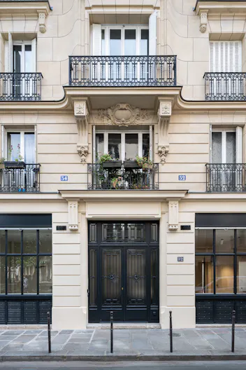 Espace showroom en plein cœur du marais  - Image 2