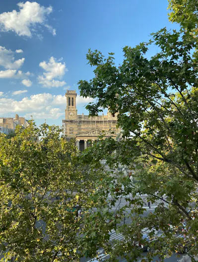 Splendide appartement haussmannien, vue monument - Image 2