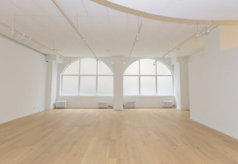 Midtown Photo Studio - Image 0