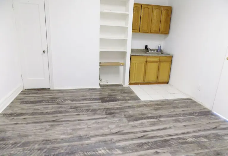 Renovated Brooklyn Storefront in New Lot - Image 2