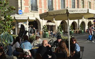BOUTIQUE MARAIS ICONIC PLACE DES VOSGES - - Image 23