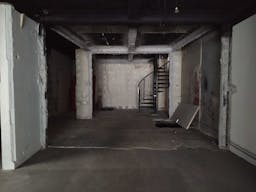 Prime Location Boutique on Rue de Rivoli - Image 22