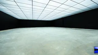 Large Blackout Studio with RGB Ceiling & car access - Image 6