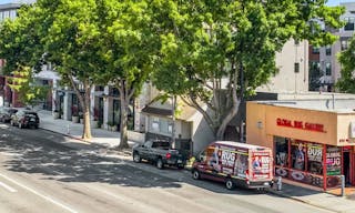 Excellent Show Room Space Near Downtown Mountain View - Image 15