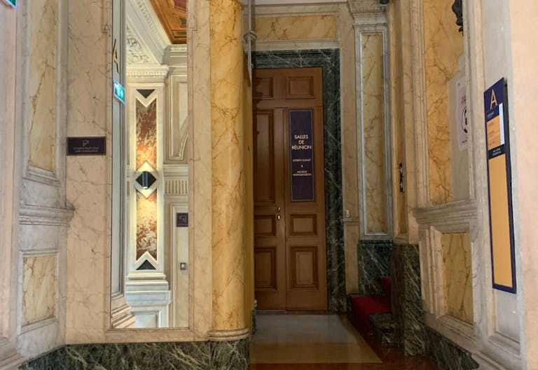 Super bureau en prestation de services - dans le 9�me arrondissement de Paris - Image 2