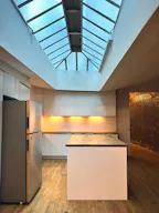 Spacious creative/flexible event venue in the heart of Soho - Image 22