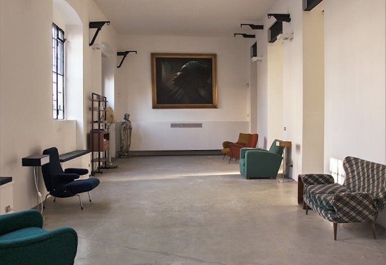 Unique industrial building in the rapidly and vibrant evolving Certosa District - Image 3