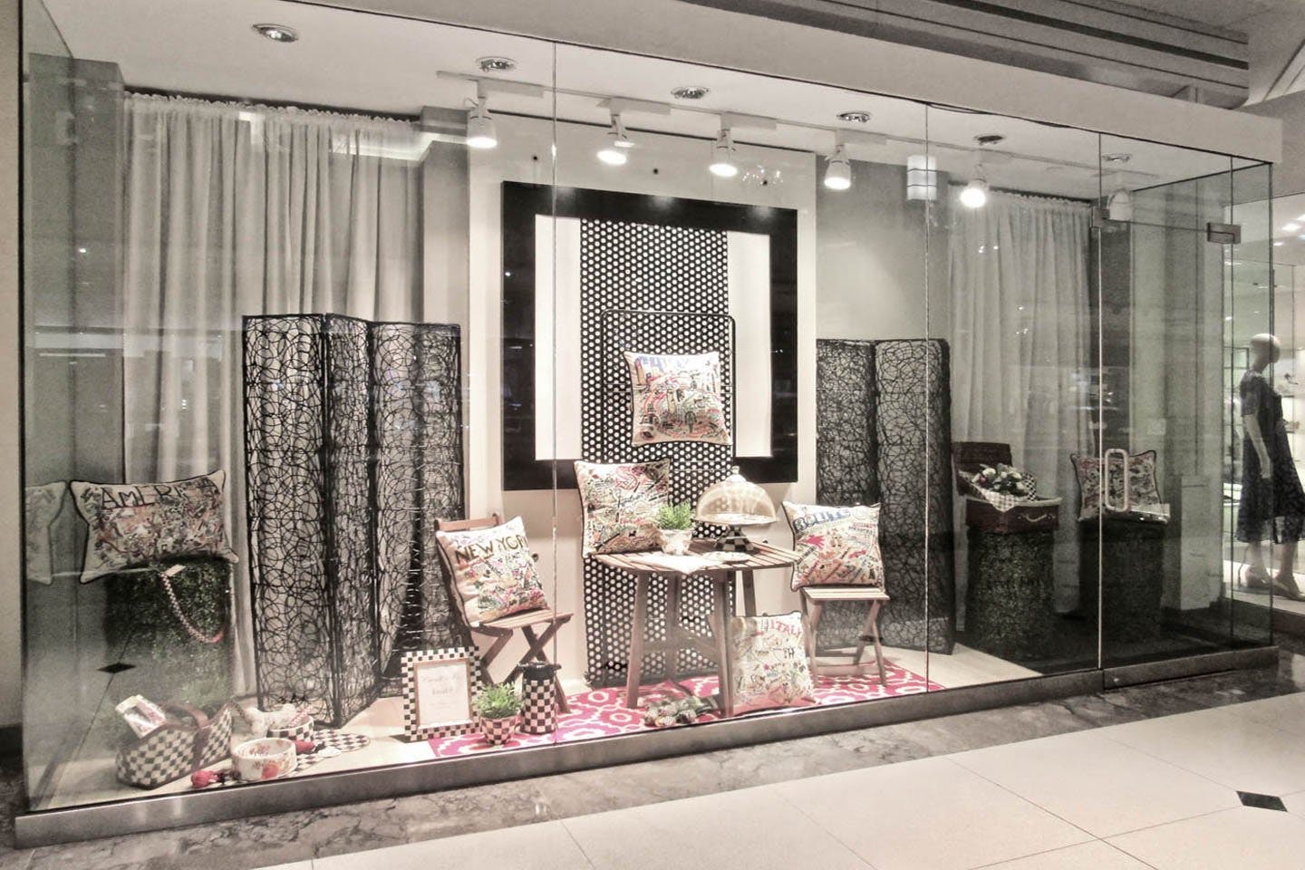 Retail Space for Events and Pop-Up Stores in Chicago