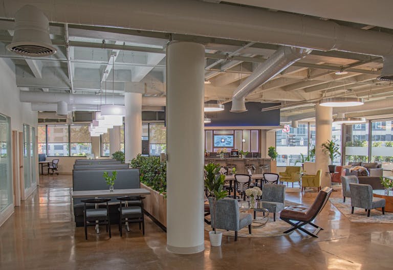 Large Ground Floor Industrial Space in Downtown Los Angeles - Image 0