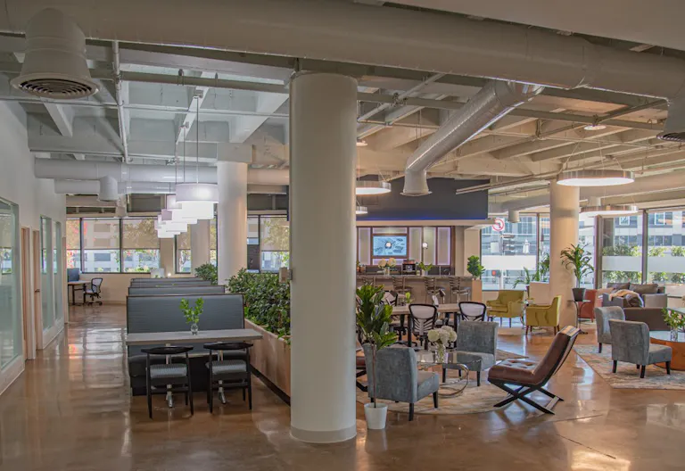 Large Ground Floor Industrial Space in Downtown Los Angeles - Image 0