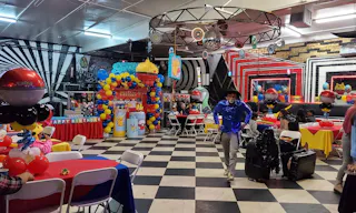Beverly banquet hall - Image 5