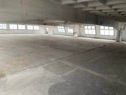 Cured Atypical Building for Rent - Nice Volume - Paris Le Marais - Image 9