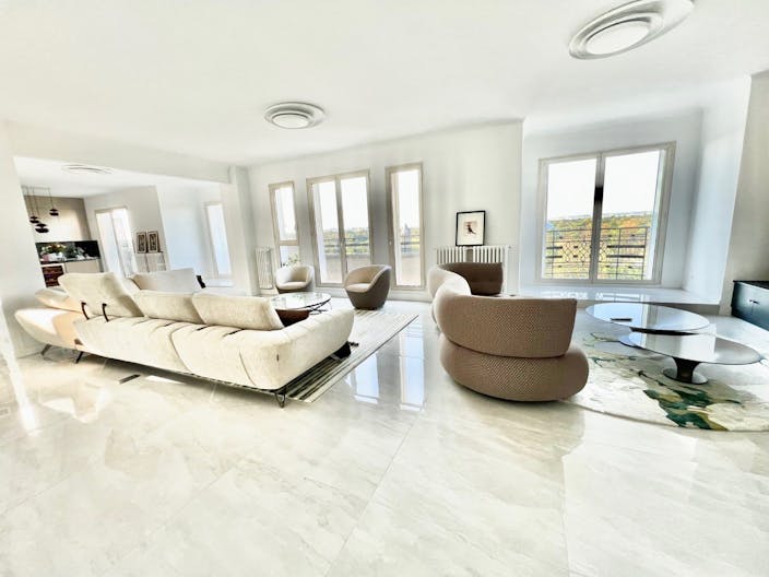 Showroom / Appartement avec vue sur la Fondation Louis Vuitton - Image 0