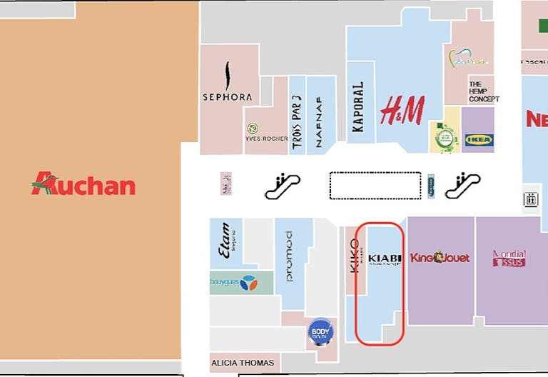 Shopping Mall Boutique - Bordeaux - Ideal Pop-Up Store - Image 3