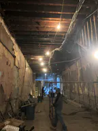 Brand New Retail on 5th Ave - Image 2
