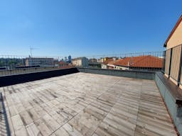 Unique industrial building located in the rapidly evolving Certosa District - Image 18